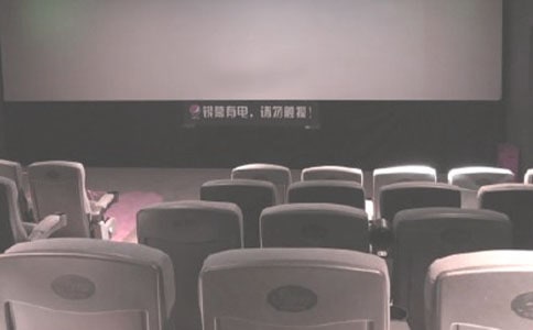 �ӰԺ���(d��ng)�߄�����ͨ��