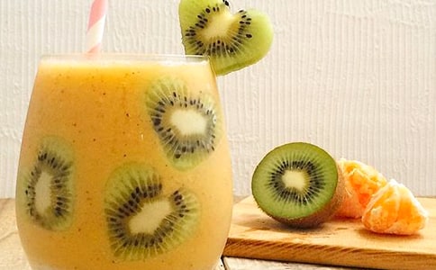 ��Ȼ��֭�����p�ɺȵ�ɫ��