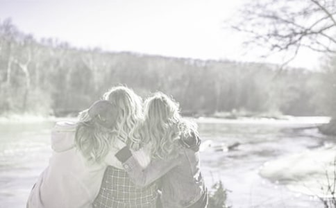 �ͽo�H����т������꼪���Z