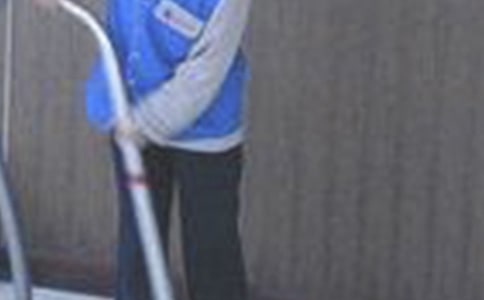 ������˾���Q