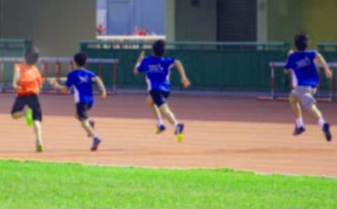 ���͸僞��