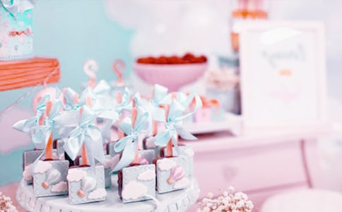 �M����������~�_����