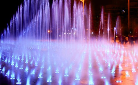 描寫噴泉的優(yōu)美句子