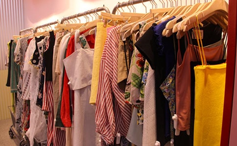 ��⽵���I�·��ĺ����f�f�����x225�䣩