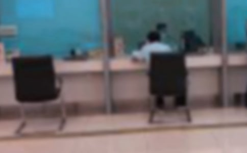 �y�������